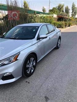 نيسان ألتيما